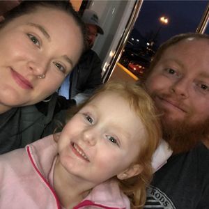 Meet your Posher, Caitlin